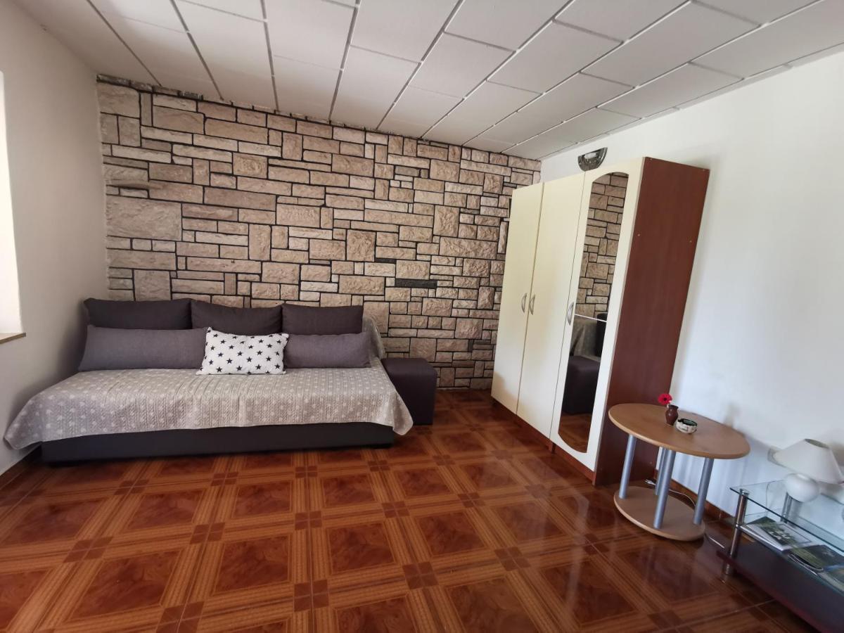 Apartmani Koin Medulin Exterior foto